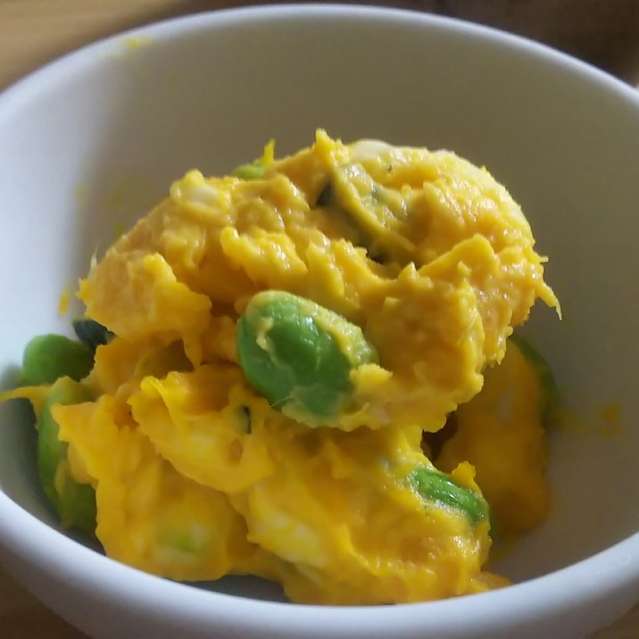 レンジで簡単!かぼちゃと枝豆とチーズのサラダ